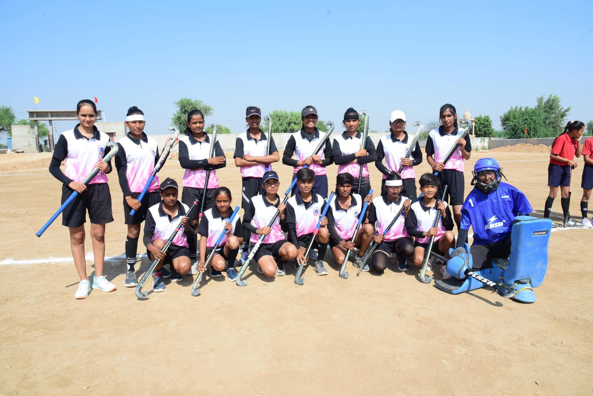 Women's Hockey Team Field Photo